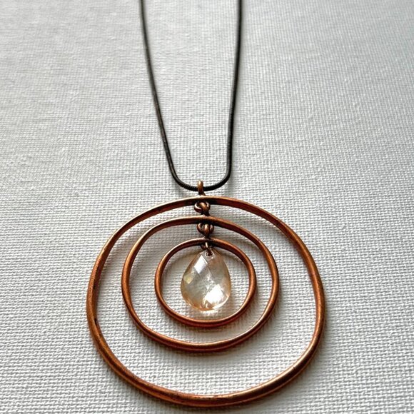 Vintage Brass Triple Hoop Teardrop Stone Necklace - Picture 4 of 6